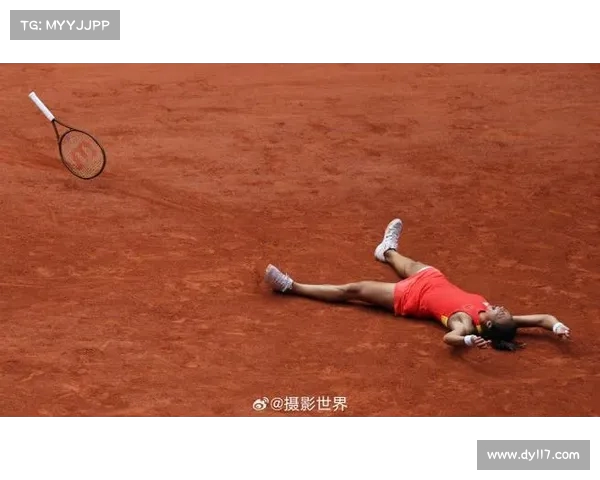 网球赛场背后的故事 记录赛事花絮与选手精彩瞬间